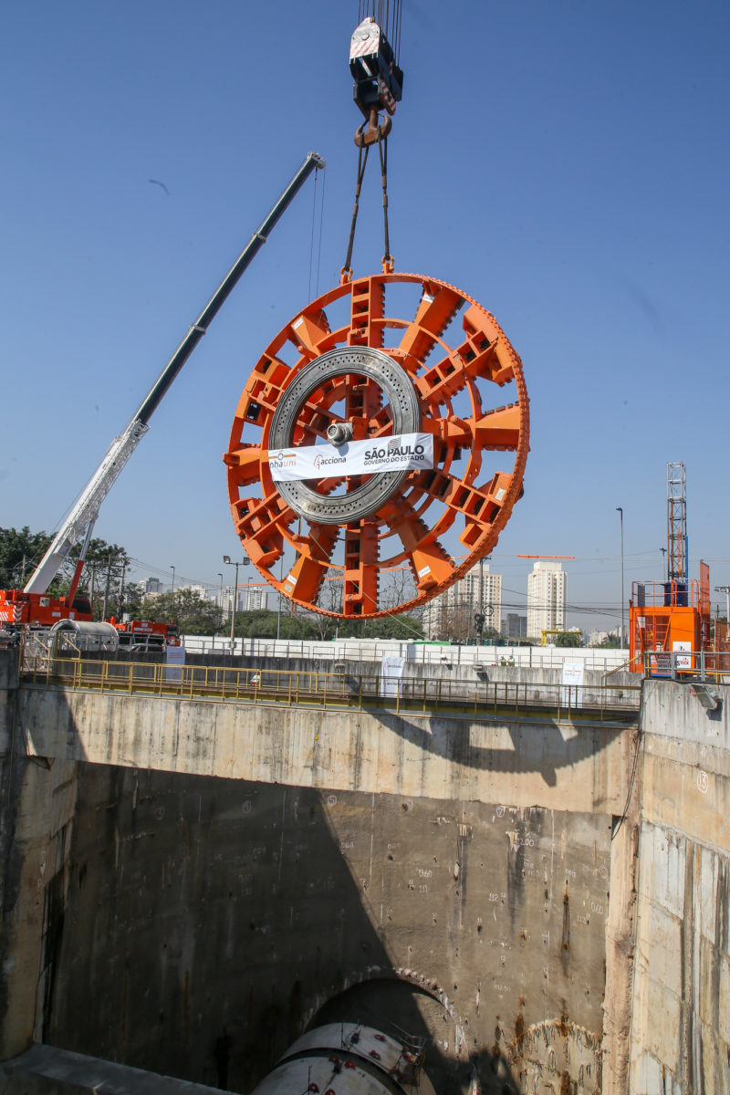 OBRAS DA LINHA 6-LARANJA AVANÇAM COM MONTAGEM DO TATUZÃO