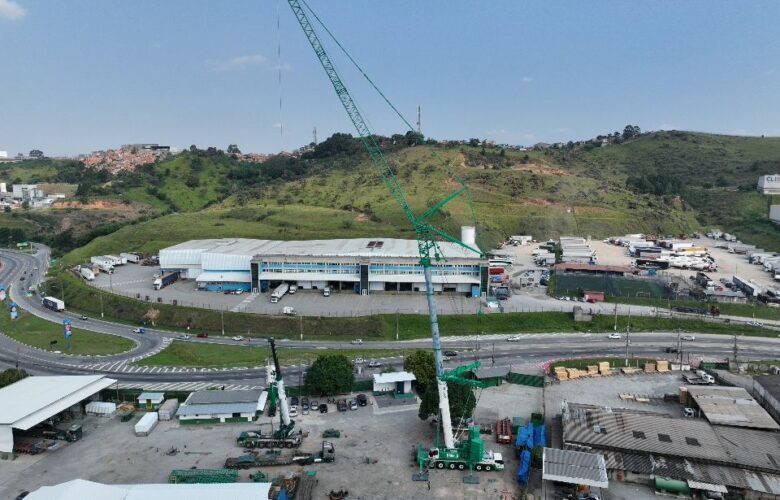PRIMAX RECEBE GUINDASTE SANY PARA 600 T