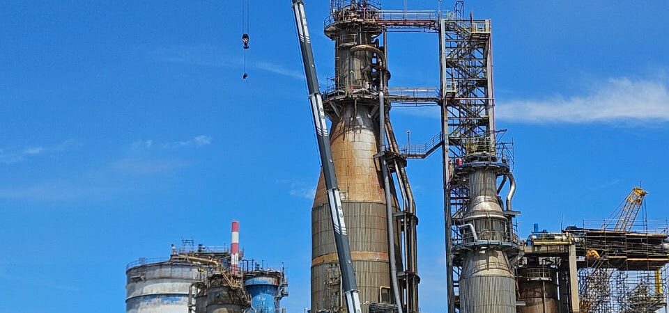 Foto 1 Liebherr-Centrooeste