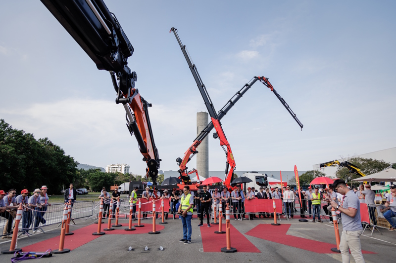 CONCURSO PARA OPERADORES DE GUINDASTE