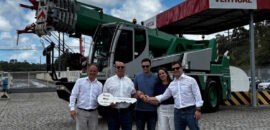 liebherr-ltc-1050-3-1-handover-vertical-equipamentos