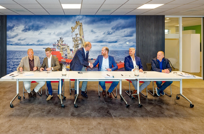 VAN BEEST ANUNCIA COMPRA DA ENDURO SOFTSLINGS