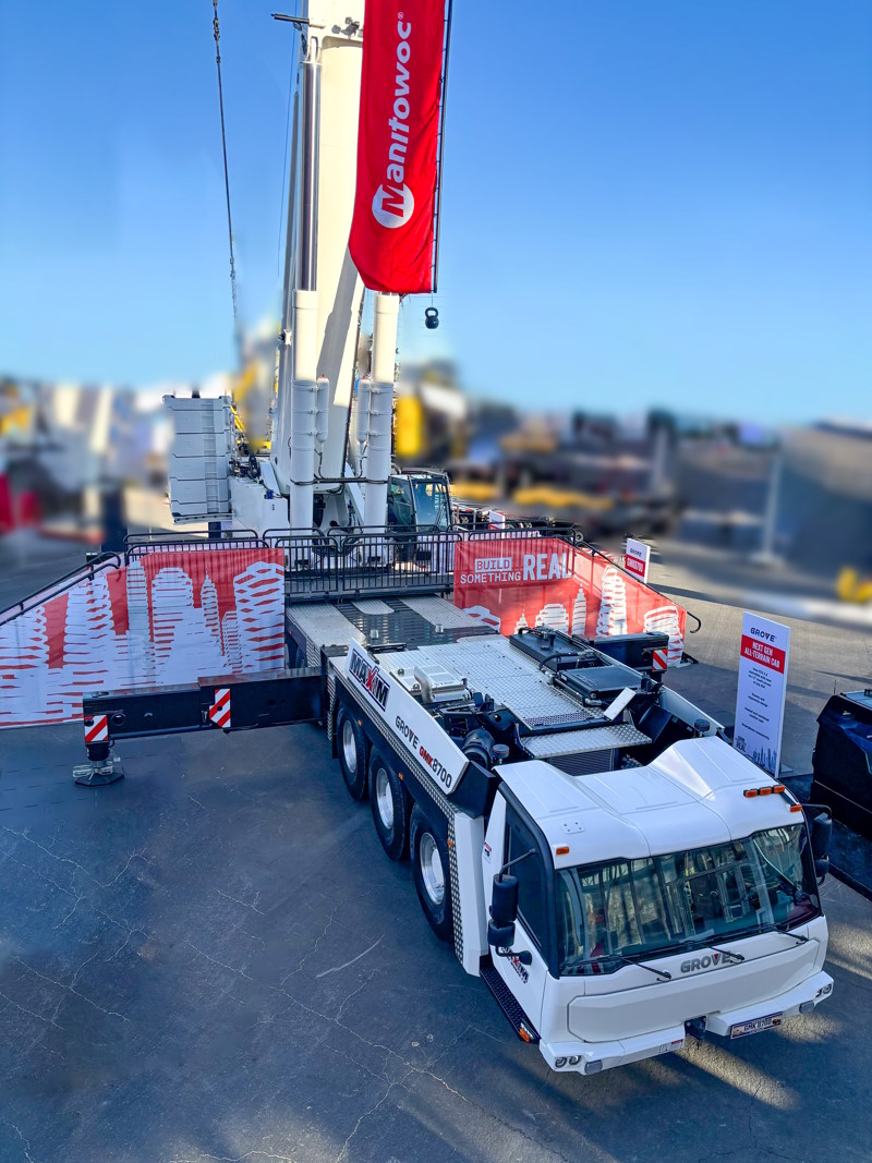 GROVE GMK8700 ELEVA PADRÃO DOS GUINDASTES TODO-TERRENO