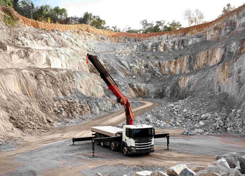 PALFINGER BRASIL LANÇA GUINDASTE ARTICULADO MD 630