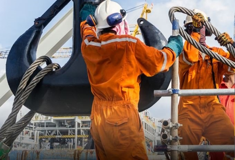 INSPEÇÃO DE SUSPENSÕES DE GANCHOS FORJADOS