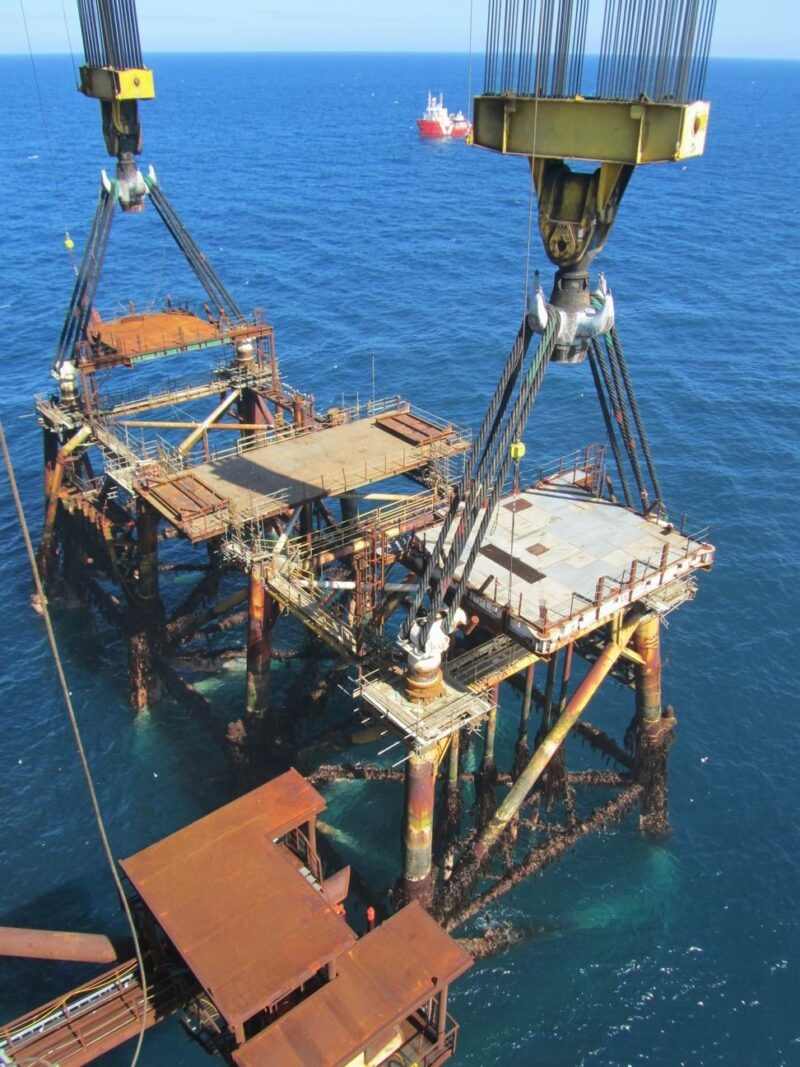 R$ 73,9 BILHÕES EM DESCOMISSIONAMENTO OFFSHORE