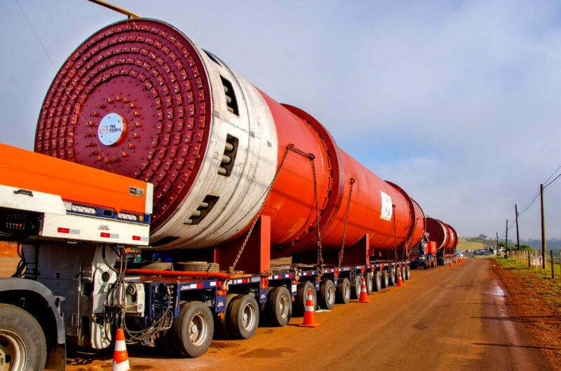 HEAVY LIFT LOGÍSTICA AMPLIA ATUAÇÃO EM CARGAS SUPERPESADAS