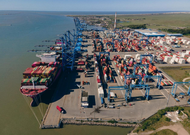 EXPANSÃO COM INVESTIMENTOS E INOVAÇÕES TECNOLÓGICAS