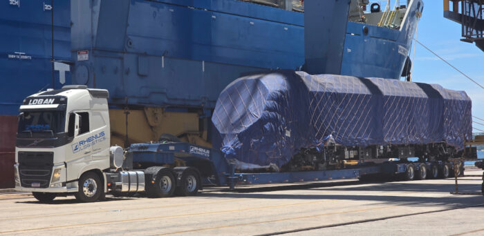 rhenus-projects-logistics-delivers-new-train-sets-for-metro-belo-horizonte-in-brazil-(5)_2