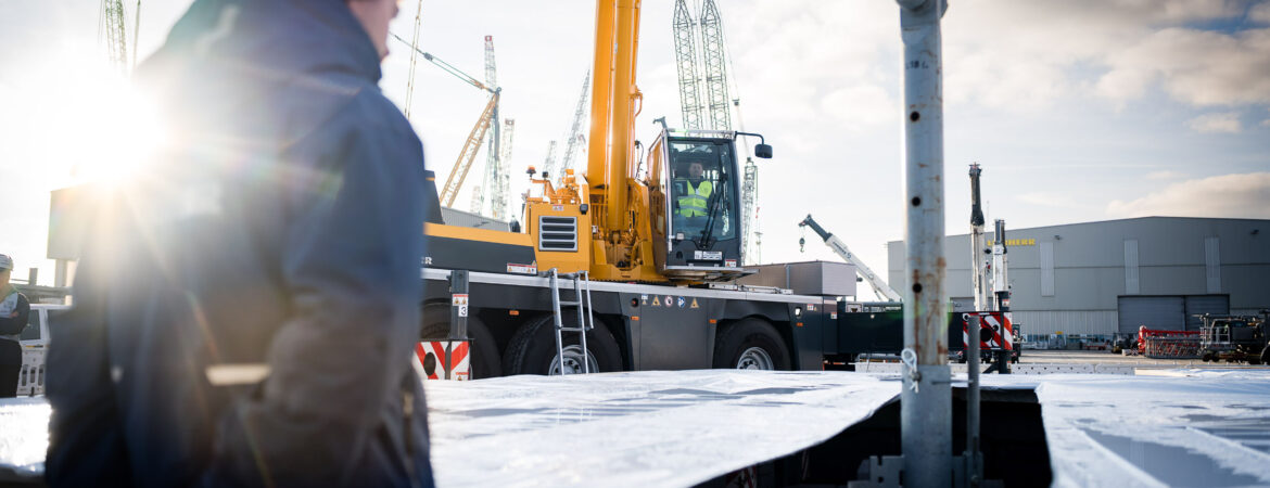 liebherr-game-of-cranes-contest_300dpi